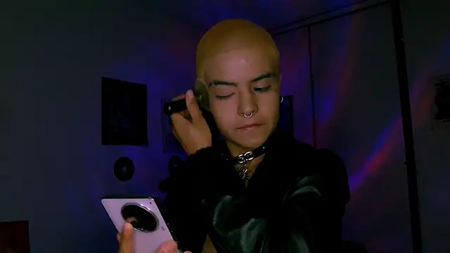 Snapshot of alex_one888 chatting on 01/08/26, 12:46 alex one888 online show from 01/08/26, 12:46