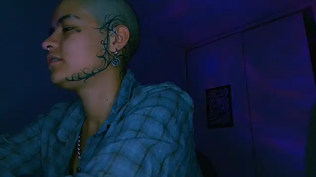 Snapshot of alex_one888 chatting on 02/19/26, 01:34 alex one888 online show from 02/19/26, 01:34