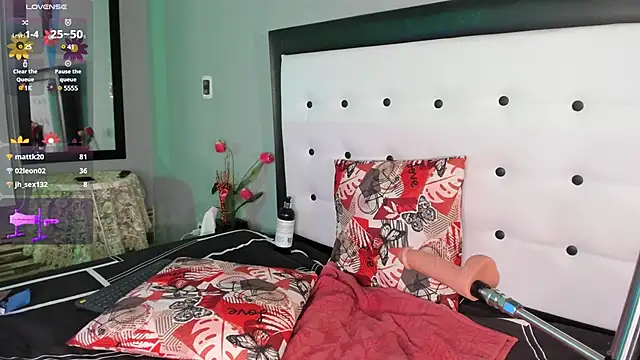 Snapshot of valeria_hurtado chatting on 12/19/24, 08:02 valeria hurtado online show from 12/19/24, 08:02