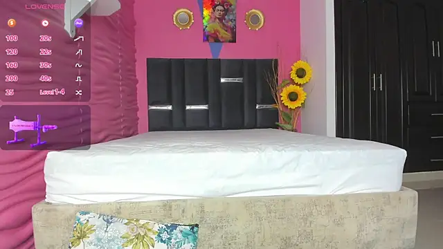 Snapshot of valeria_hurtado chatting on 03/15/25, 03:07 valeria hurtado online show from 03/15/25, 03:07