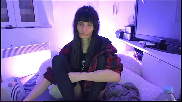 Snapshot of CeriseLapine chatting on 02/20/26, 07:58 CeriseLapine online show from 02/20/26, 07:58