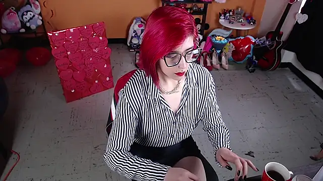 Snapshot of MissMiia2 chatting on 03/02/25, 01:16 MissMiia2 online show from 03/02/25, 01:16