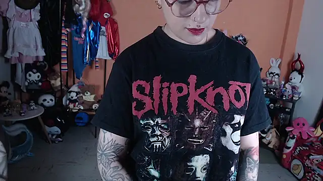 MissMiia2 online show from 06/26/26, 12:09