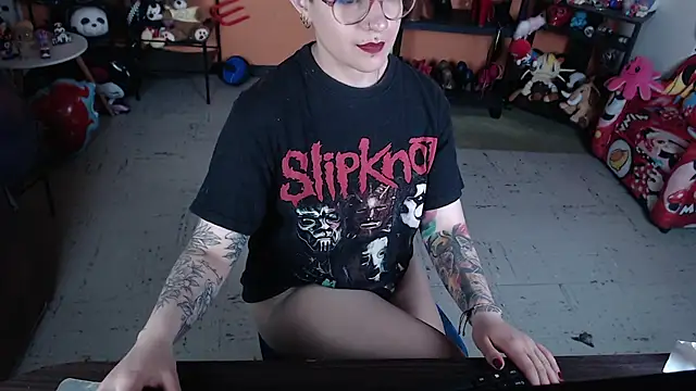 MissMiia2 online show from 07/31/26, 07:13