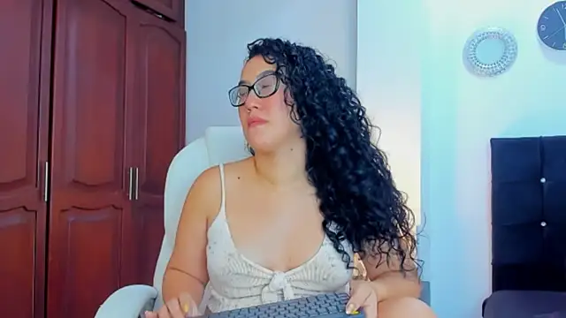 kathyajhonss online show from 02/18/25, 10:58