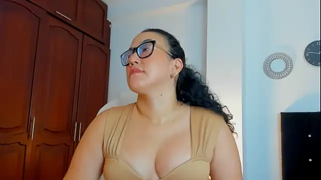 kathyajhonss online show from 11/17/25, 11:43