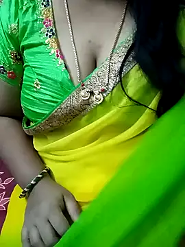 Snapshot of your-sameera chatting on 12/23/24, 04:22 your-sameera online show from 12/23/24, 04:22