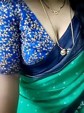 Snapshot of your-sameera chatting on 01/19/25, 02:25 your-sameera online show from 01/19/25, 02:25