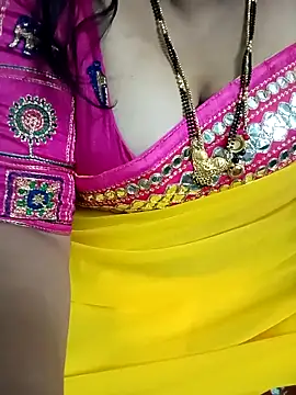 Snapshot of your-sameera chatting on 11/17/25, 06:30 your-sameera online show from 11/17/25, 06:30