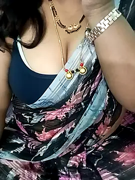 Snapshot of your-sameera chatting on 12/17/25, 05:24 your-sameera online show from 12/17/25, 05:24