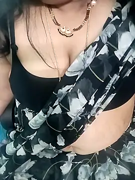 Snapshot of your-sameera chatting on 02/10/26, 04:05 your-sameera online show from 02/10/26, 04:05