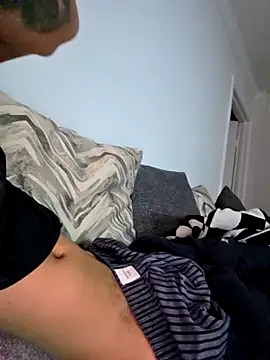 Snapshot of Dthang1 chatting on 03/11/26, 03:18 Dthang1 online show from 03/11/26, 03:18