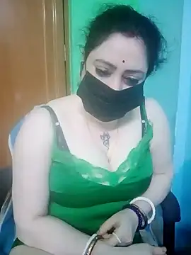 Snapshot of Raja_Ranii chatting on 01/21/25, 05:30 Raja Ranii online show from 01/21/25, 05:30