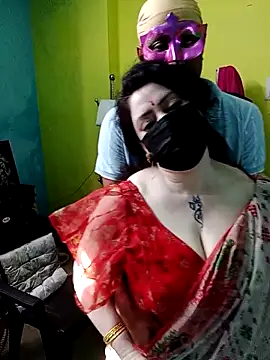 Snapshot of Raja_Ranii chatting on 03/02/25, 03:02 Raja Ranii online show from 03/02/25, 03:02