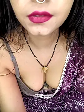 Snapshot of Diamond_queeen chatting on 01/31/25, 11:03 Diamond queeen online show from 01/31/25, 11:03