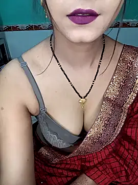 Snapshot of Diamond_queeen chatting on 02/04/25, 10:34 Diamond queeen online show from 02/04/25, 10:34