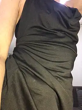 Snapshot of Diamond_Bunny_ chatting on 02/20/25, 06:46 Diamond Bunny online show from 02/20/25, 06:46