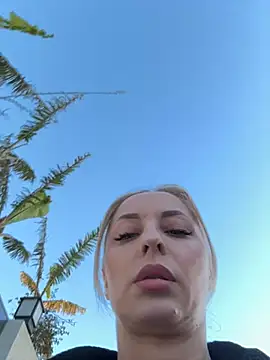 Snapshot of Diamond_Bunny_ chatting on 03/09/26, 03:38 Diamond Bunny online show from 03/09/26, 03:38