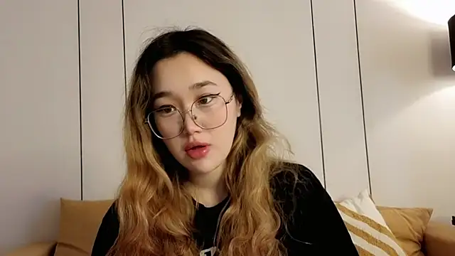Jennatyan online show from 05/02/26, 04:17