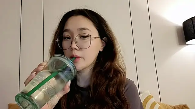 Jennatyan online show from 06/17/26, 03:53