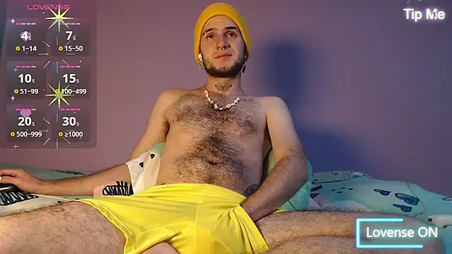 Snapshot of Dante_Bear_ chatting on 10/11/25, 09:24 Dante Bear online show from 10/11/25, 09:24