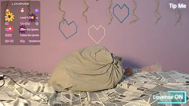 Snapshot of Dante_Bear_ chatting on 02/13/26, 11:17 Dante Bear online show from 02/13/26, 11:17