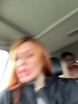 krysstal003 online show from 11/16/25, 10:43