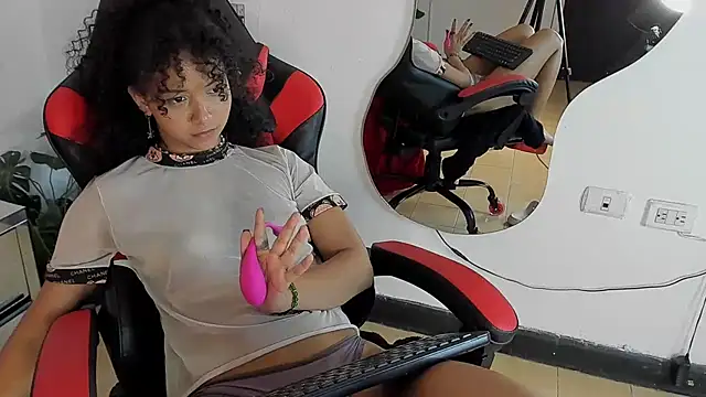 Milanxht online show from 03/12/25, 11:54