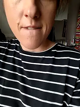 Hexe12346 online show from 03/10/25, 08:04