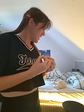 Hexe12346 online show from 03/18/25, 02:37