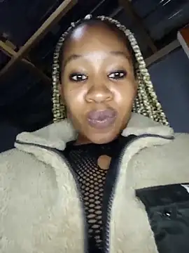 Snapshot of CocoSexyBabe chatting on 02/20/25, 05:29 CocoSexyBabe online show from 02/20/25, 05:29