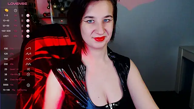Snapshot of Goddess_Sophie chatting on 12/16/24, 03:32 Goddess Sophie online show from 12/16/24, 03:32