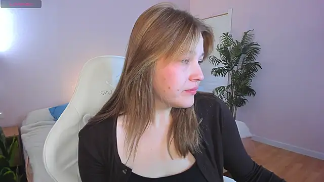 Snapshot of Colleen_Blake chatting on 02/15/26, 05:20 Colleen Blake online show from 02/15/26, 05:20