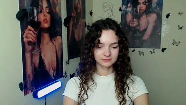  SusieSu  online show from 10/29/25, 07:32