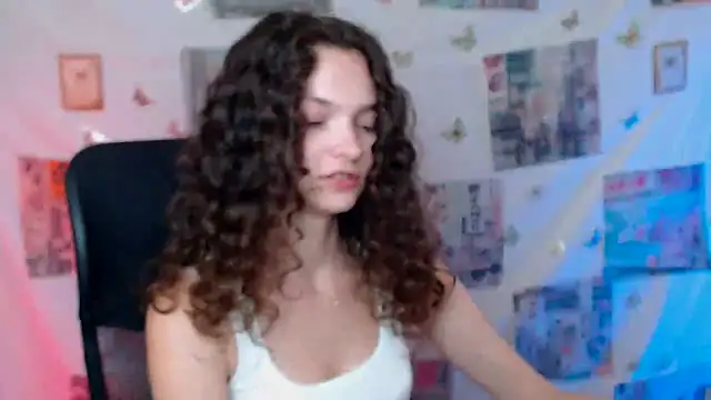  SusieSu  online show from 06/18/26, 12:09
