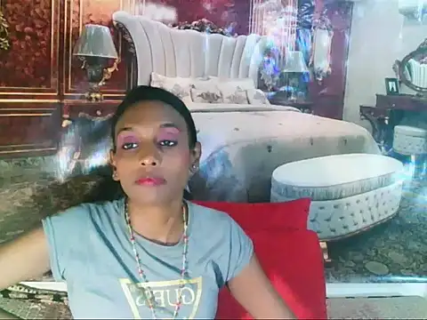 Snapshot of IndianLoveBug chatting on 01/11/25, 06:33 IndianLoveBug online show from 01/11/25, 06:33