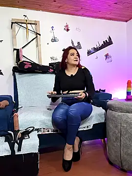 keila j online show from 04/25/26, 09:56