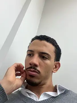 pteno1 online show from 12/23/24, 01:13