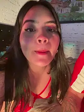 Snapshot of Diamon_fiore chatting on 12/16/25, 04:39 Diamon fiore online show from 12/16/25, 04:39