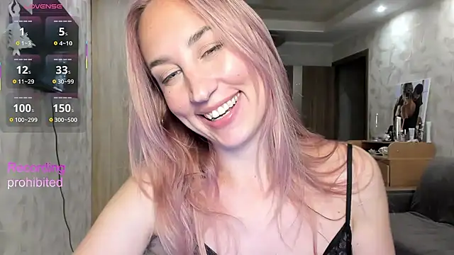 lady Nati online show from 12/14/25, 02:00