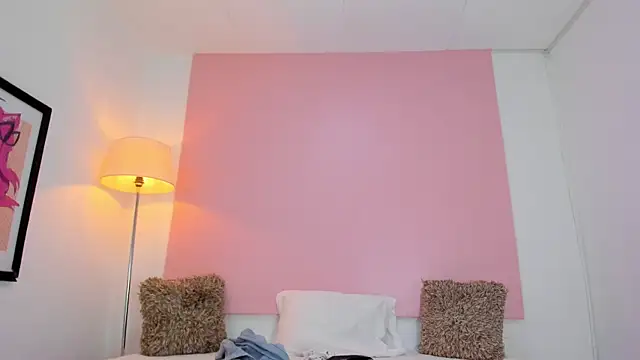 Snapshot of andyylove_jk chatting on 02/25/26, 01:43 andyylove jk online show from 02/25/26, 01:43