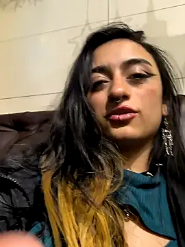 Lila Desiree online show from 12/27/24, 02:14