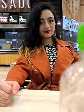 Lila Desiree online show from 12/30/24, 01:26