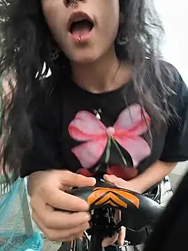 Lila Desiree online show from 06/18/26, 10:14