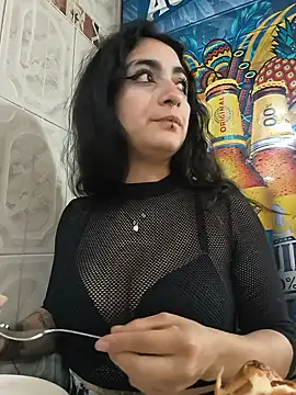 Lila Desiree online show from 06/19/26, 05:50