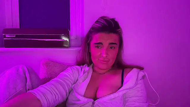 maisiesmithx online show from 01/17/26, 11:41