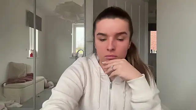 maisiesmithx online show from 02/23/26, 05:10