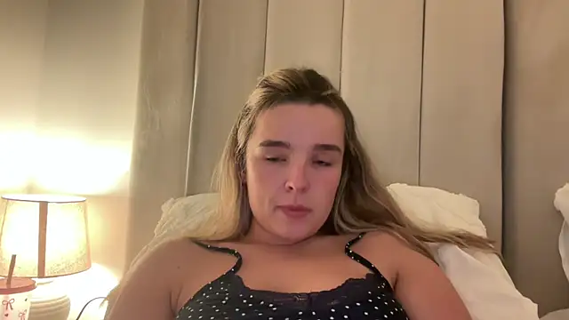 maisiesmithx online show from 06/08/26, 01:28