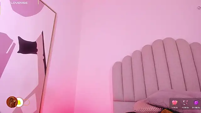 Nikki Angel  online show from 02/22/26, 06:50