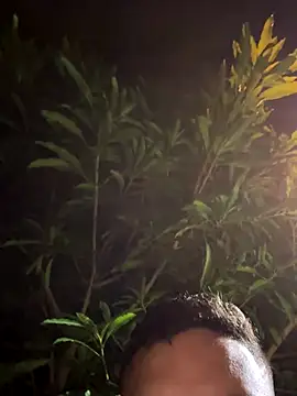 Snapshot of Erick-90 chatting on 10/05/25, 04:55 Erick-90 online show from 10/05/25, 04:55